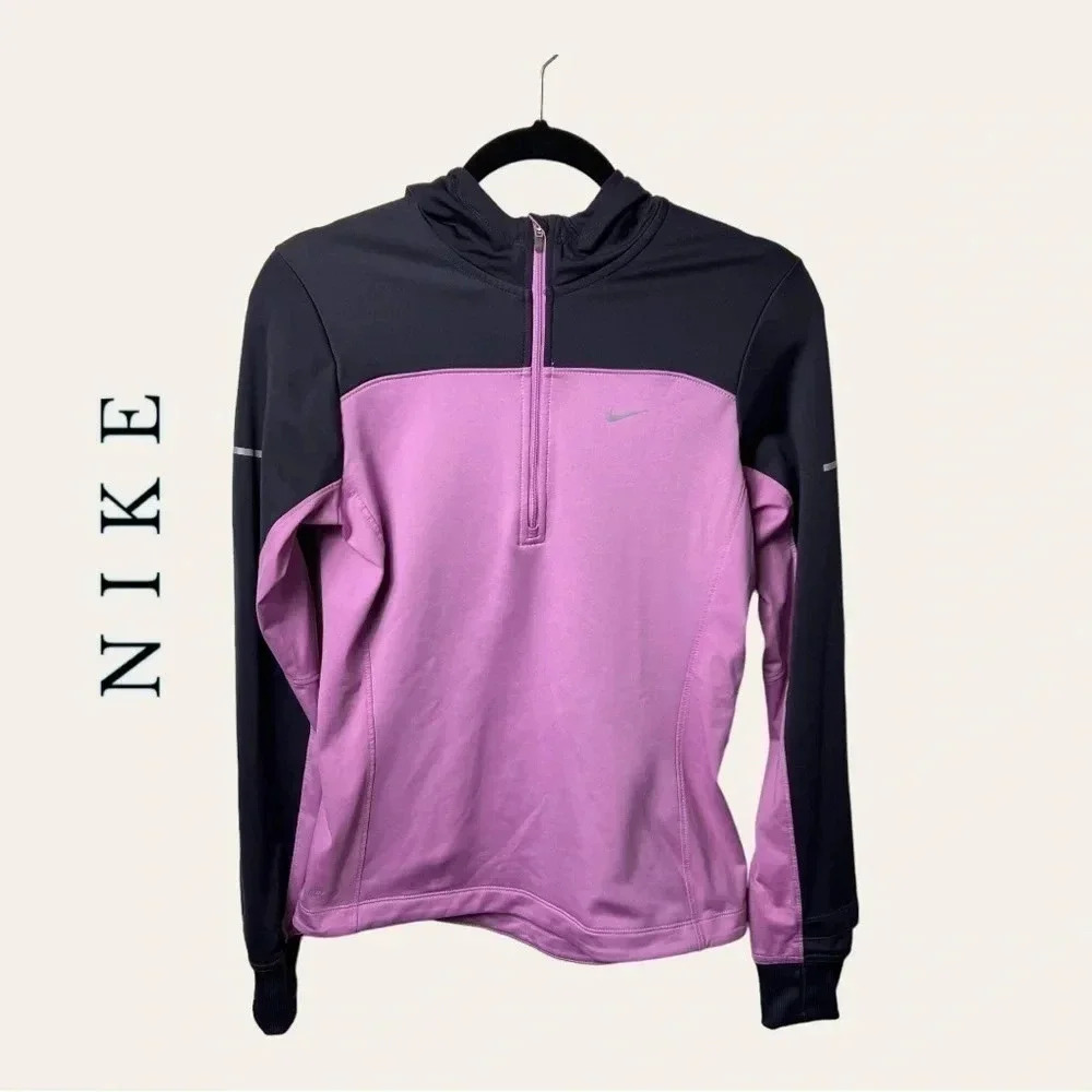 1196. NIKE RUNNING 1/4 ZIP JACKET REFLECTIVE W/ HOOD THUMB HOLES IN SLEEVES‎ SM